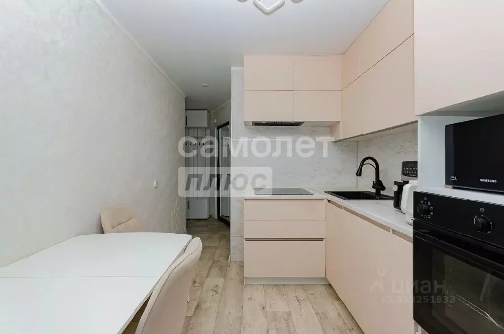 2-к кв. Челябинская область, Челябинск Каслинская ул., 19в (52.2 м) - Фото 1