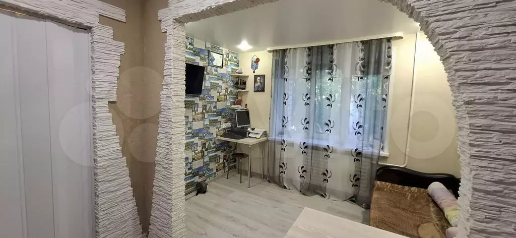 Комната 14 м в 6-к., 4/9 эт. - Фото 0