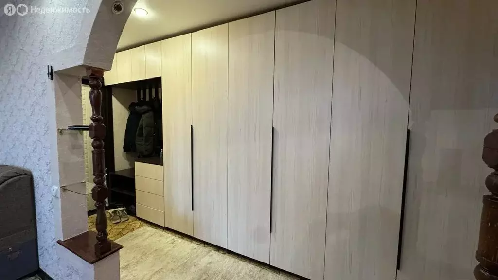 3-комнатная квартира: Нерюнгри, проспект Геологов, 49 (63.5 м) - Фото 2