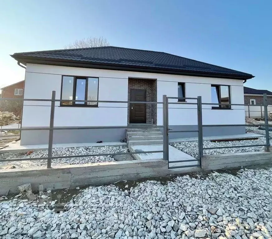 Дом в Краснодарский край, Новороссийск городской округ, Натухаевская ... - Фото 0