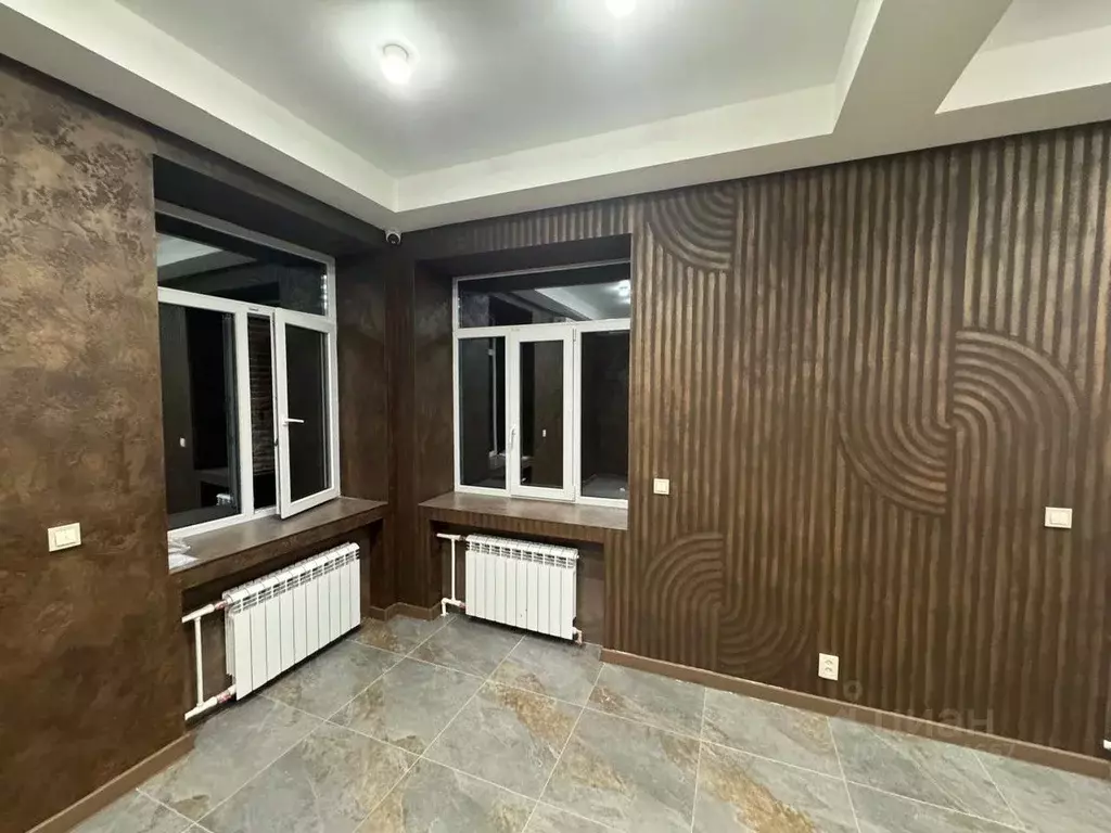 Офис в Ростовская область, Ростов-на-Дону ул. Максима Горького, 82 (90 ... - Фото 0