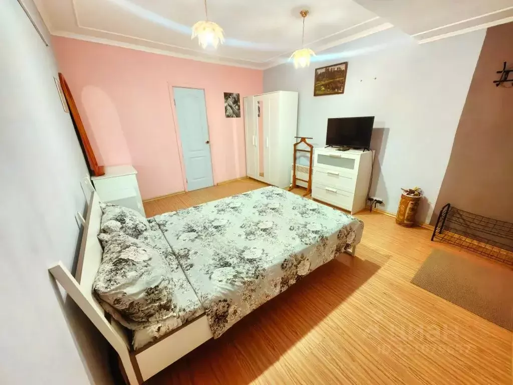 1-к кв. Крым, Алушта ул. Октябрьская, 15-228 (28.0 м) - Фото 1