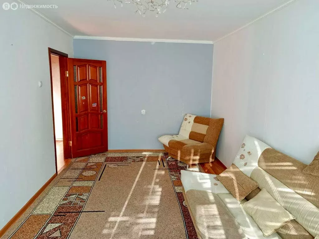 3-комнатная квартира: Гай, Молодёжная улица, 81а (64.6 м) - Фото 2