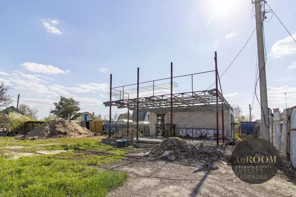 Дом в Волгоградская область, Среднеахтубинский район, Куйбышевское ... - Фото 0