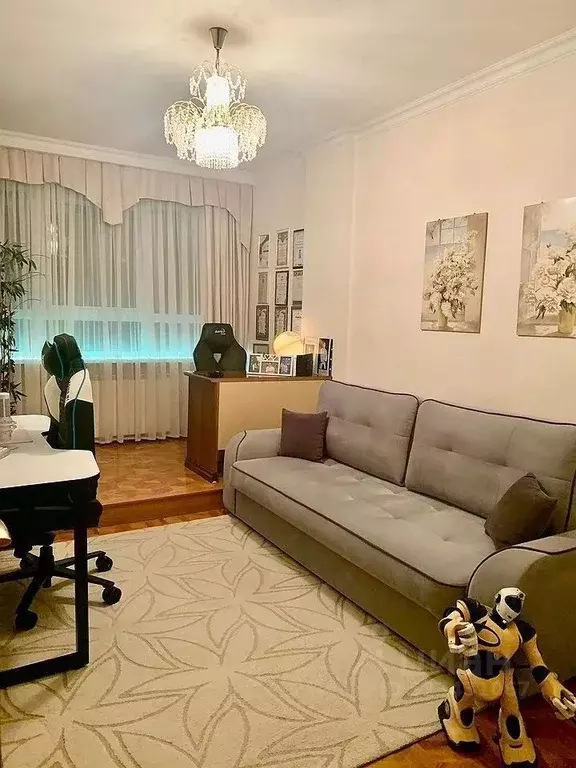 4-к кв. Ростовская область, Ростов-на-Дону Университетский пер., ... - Фото 1