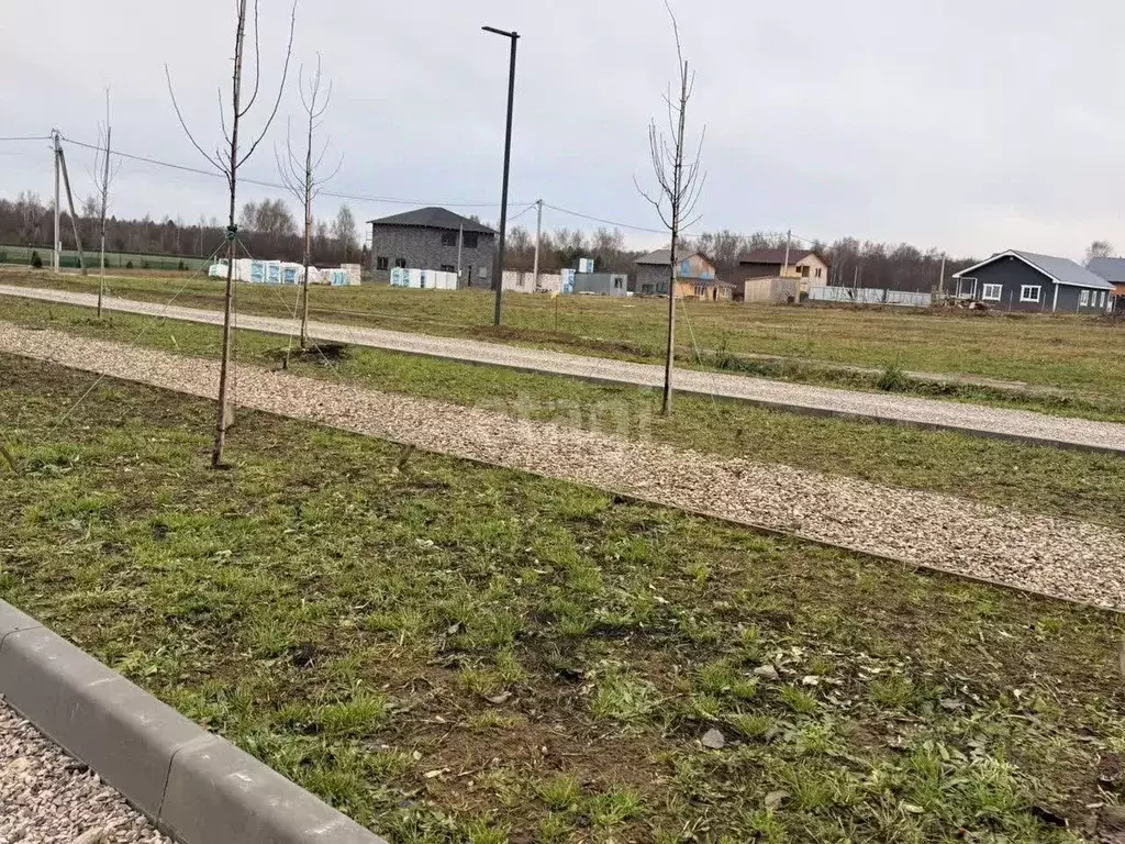 Участок в Калужская область, Совхоз Боровский с/пос, Кириллово парк кп ... - Фото 1