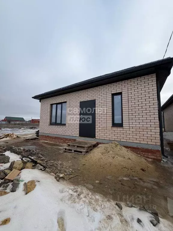 Дом в Калмыкия, Элиста ул. Кийкова, 38 (104 м) - Фото 1