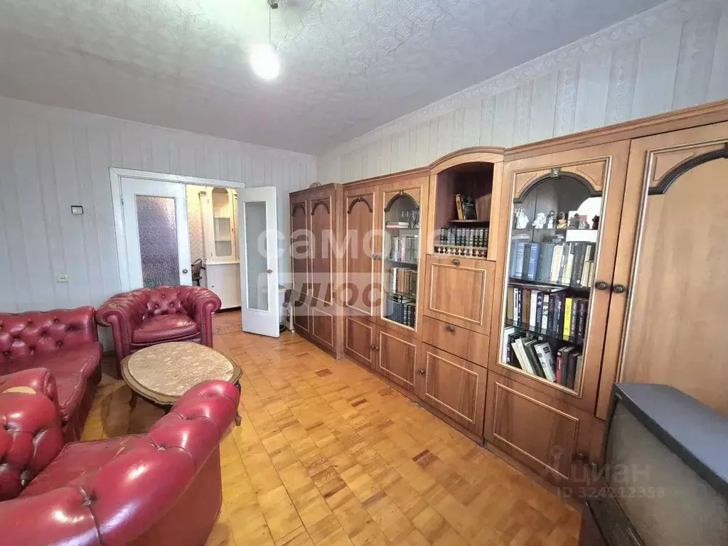 3-к кв. Волгоградская область, Волгоград ул. Одоевского, 68А (66.0 м) - Фото 2