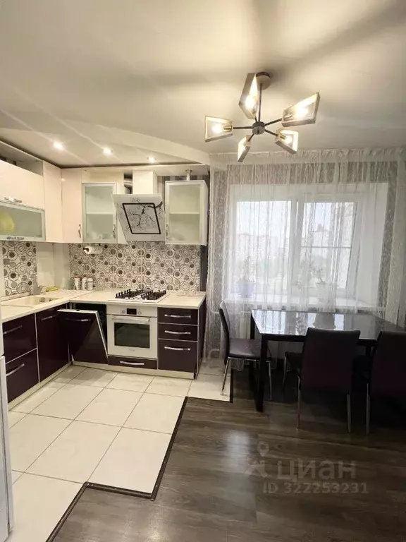 2-к кв. Курская область, Курск Звездная ул., 23 (72.0 м) - Фото 1