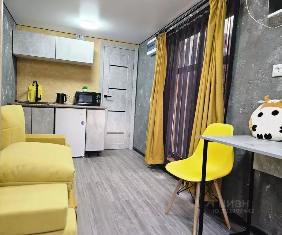 Дом в Краснодарский край, Сочи Красная Поляна пгт, ул. Защитников ... - Фото 2