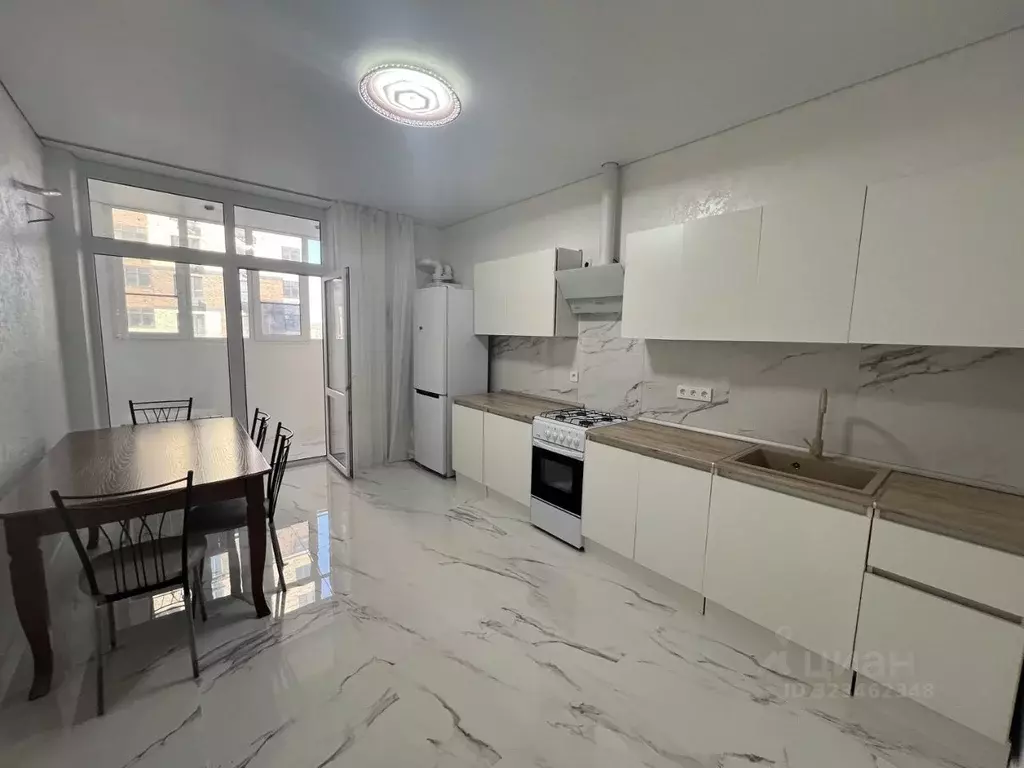 2-к кв. Ростовская область, Ростов-на-Дону просп. 40-летия Победы, ... - Фото 0