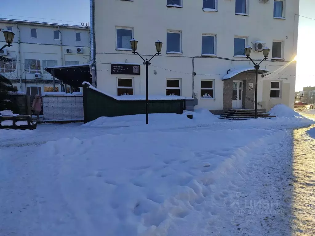 Помещение свободного назначения в Карелия, Петрозаводск ул. Кирова, 2 ... - Фото 2