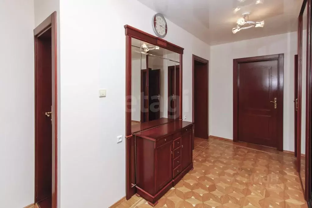 2-к кв. Тюменская область, Тюмень ул. Малыгина, 56к2 (101.1 м) - Фото 1