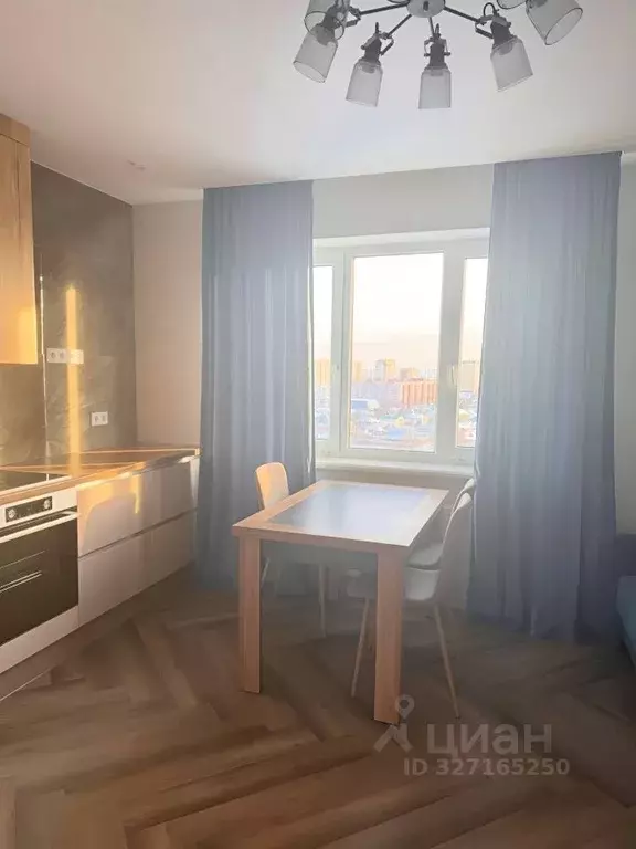 2-к кв. Тюменская область, Тюмень ул. Тальниковая, 5 (52.6 м) - Фото 1