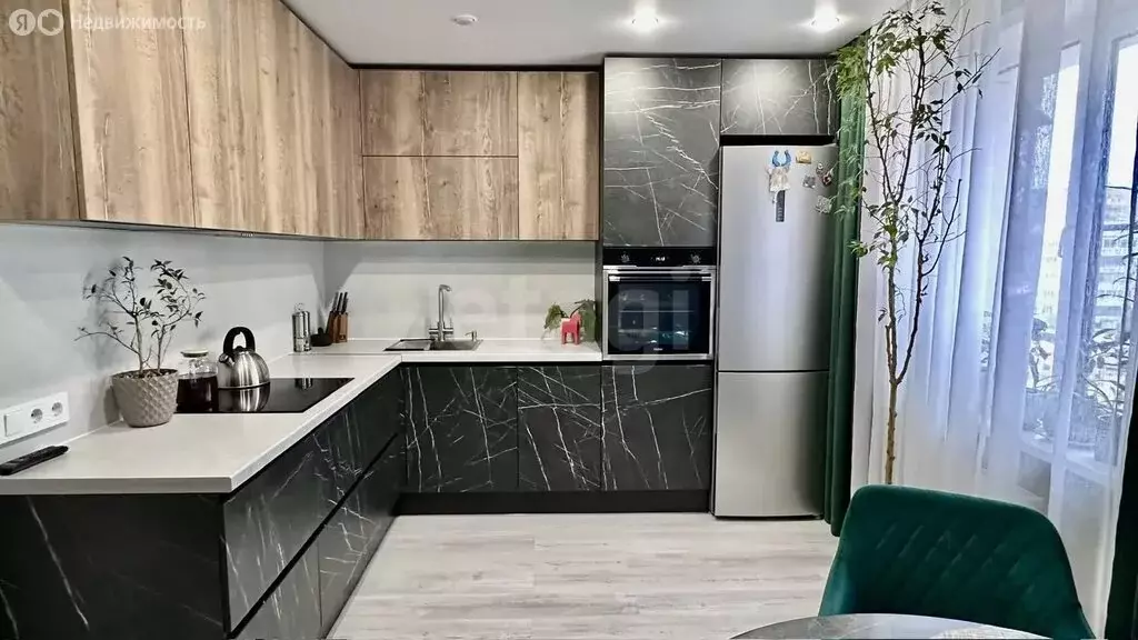 2-комнатная квартира: Череповец, улица Наседкина, 27А (70 м) - Фото 1