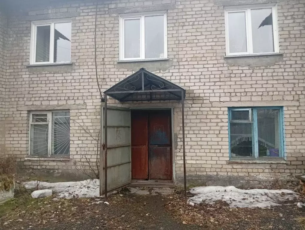 Комната Алтайский край, Бийск городской округ, пос. Нагорный пер. ... - Фото 1