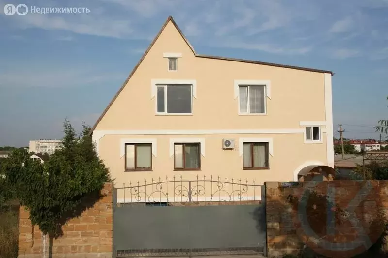 Дом в Черноморское, Мускатная улица, 7 (301 м) - Фото 1