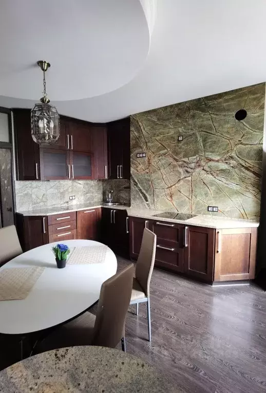 3-к кв. Московская область, Красногорск ул. Молодежная, 2 (99.0 м) - Фото 1