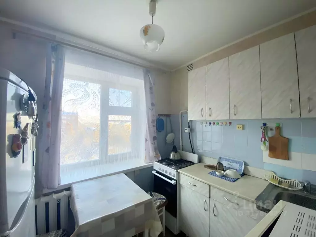 2-к кв. Омская область, Омск 16-й Военный городок, ул. Печникова, 389 ... - Фото 2