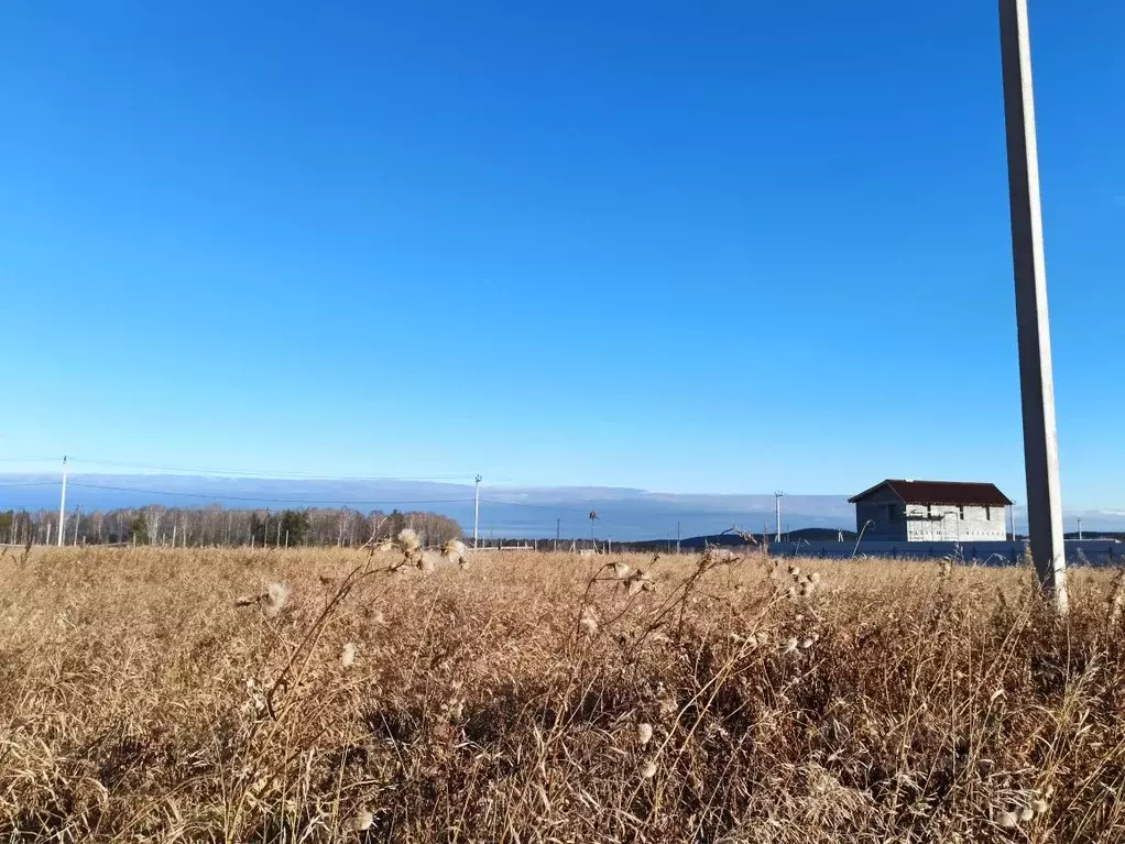 Участок в Свердловская область, Полевской городской округ, пос. ... - Фото 0