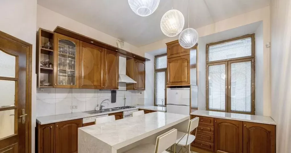 4-к. квартира, 130 м, 3/4 эт. - Фото 1