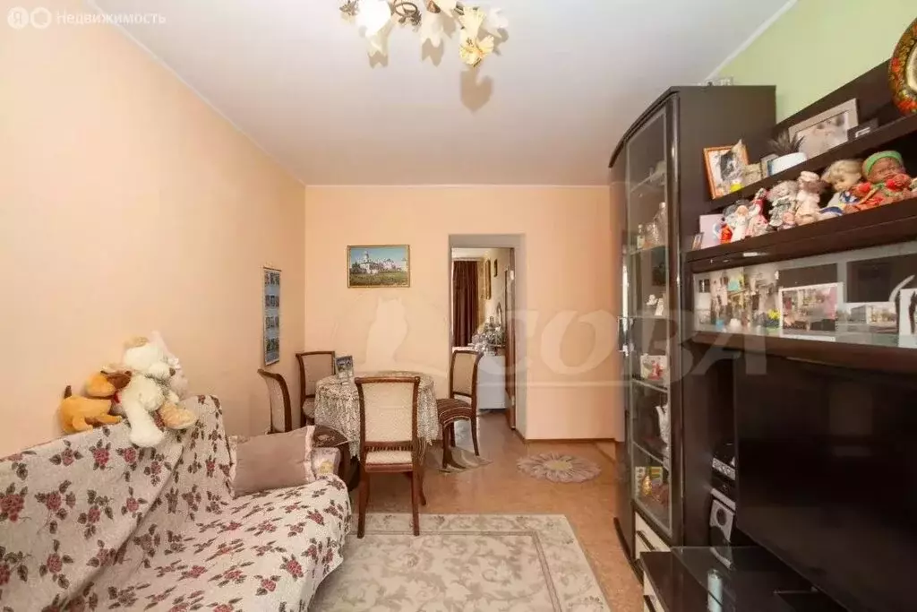 2-комнатная квартира: Тюмень, улица 30 лет Победы, 83 (47.3 м) - Фото 2