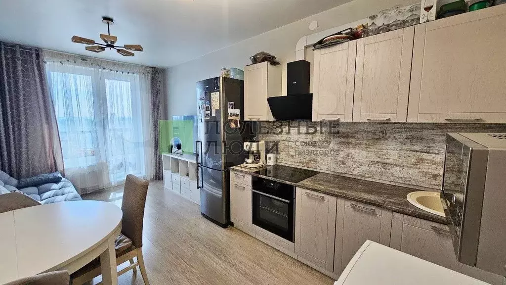 2-к. квартира, 65 м, 9/19 эт. - Фото 0
