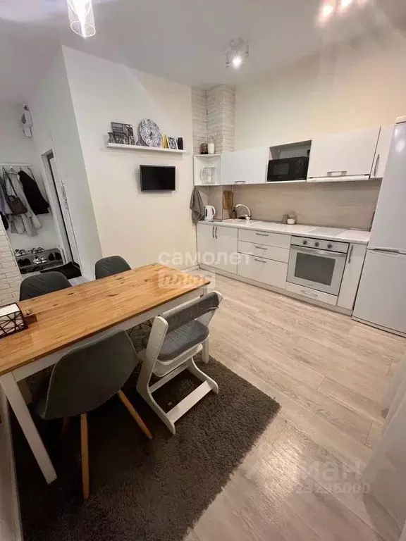 2-к кв. Ханты-Мансийский АО, Сургут ул. Профсоюзов, 42 (55.9 м) - Фото 1