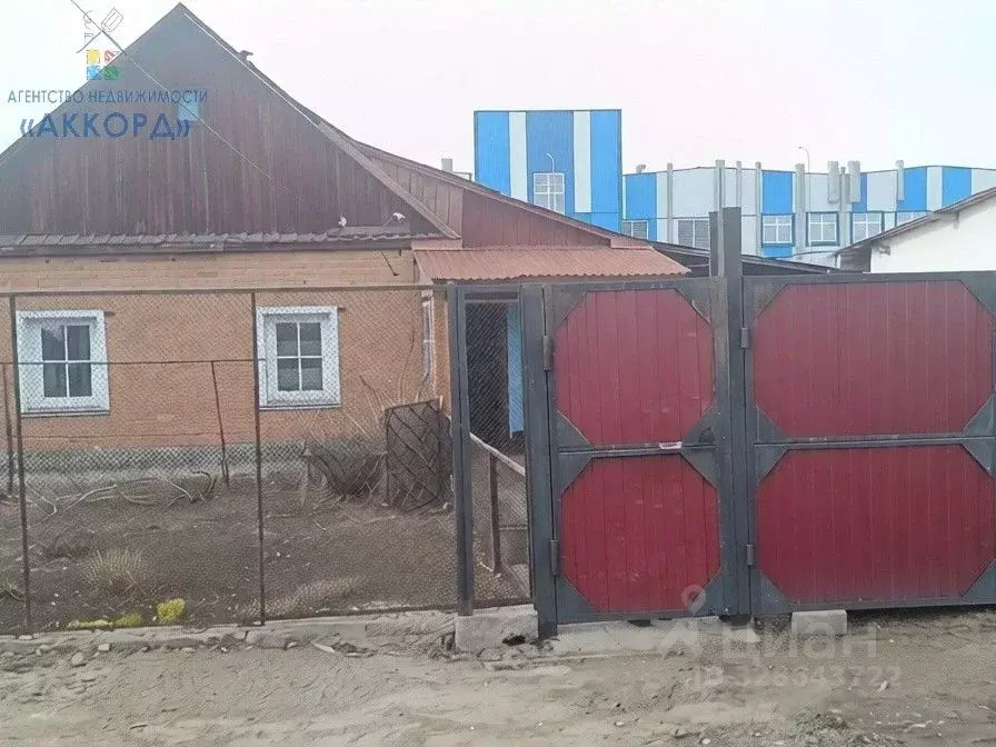 Дом в Алтайский край, Бийск городской округ, пос. Нагорный ул. 3-я ... - Фото 1