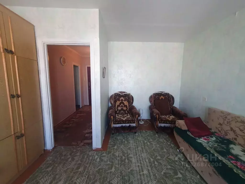 2-к кв. Курганская область, Курган Заозерный жилрайон, 6-й мкр, 30 ... - Фото 2