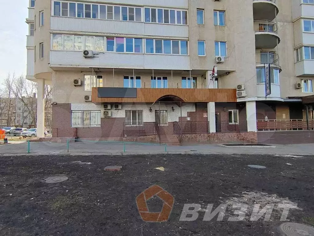 Торговое помещение, 182 м на 1 линии - Фото 1