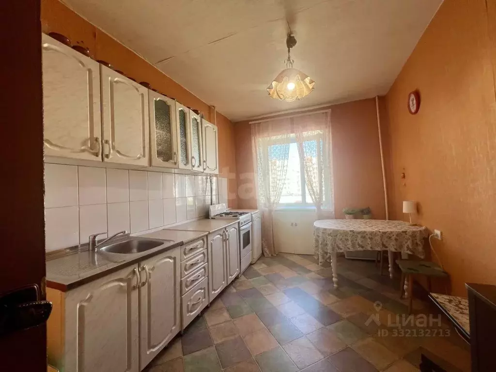 3-к кв. Ямало-Ненецкий АО, Новый Уренгой Советский мкр, 1/2 (71.8 м) - Фото 1