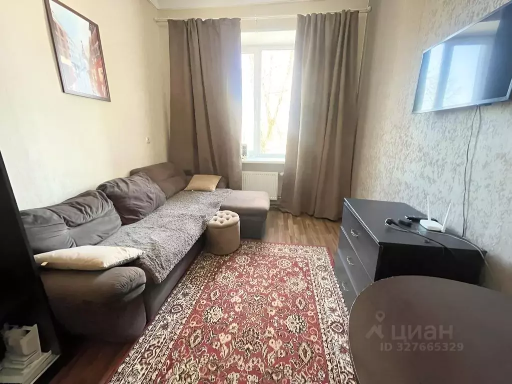 Комната Санкт-Петербург ш. Революции, 112 (12.0 м) - Фото 0