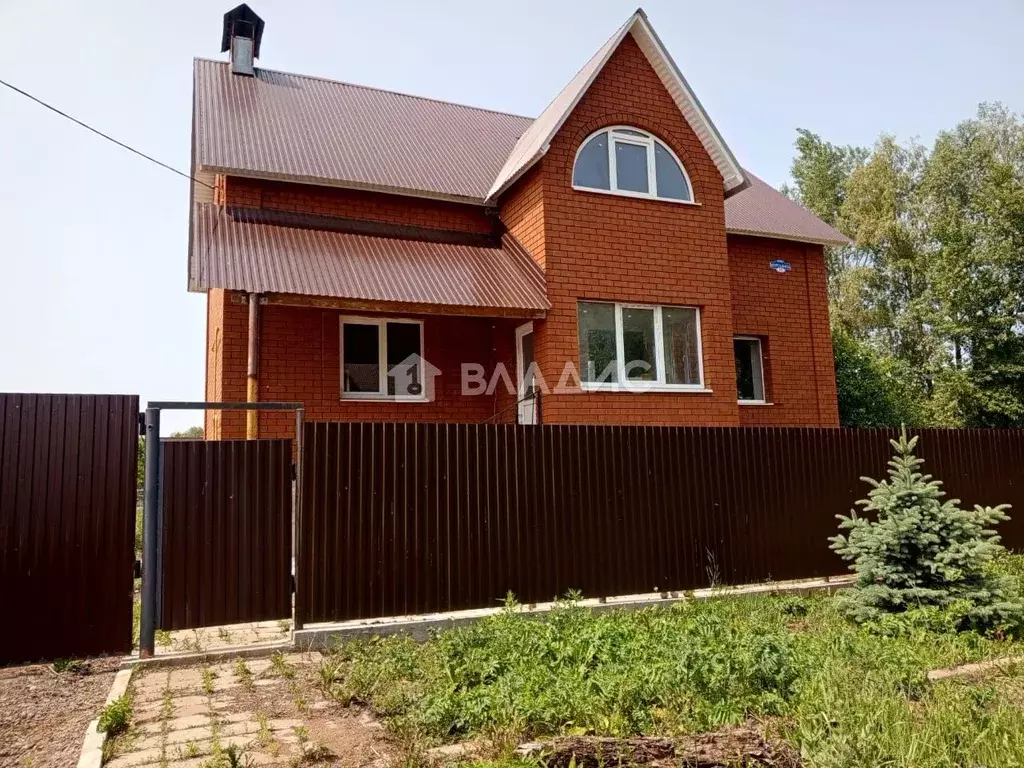 Дом в Башкортостан, Стерлитамак ул. Муртазина, 13 (204 м) - Фото 0