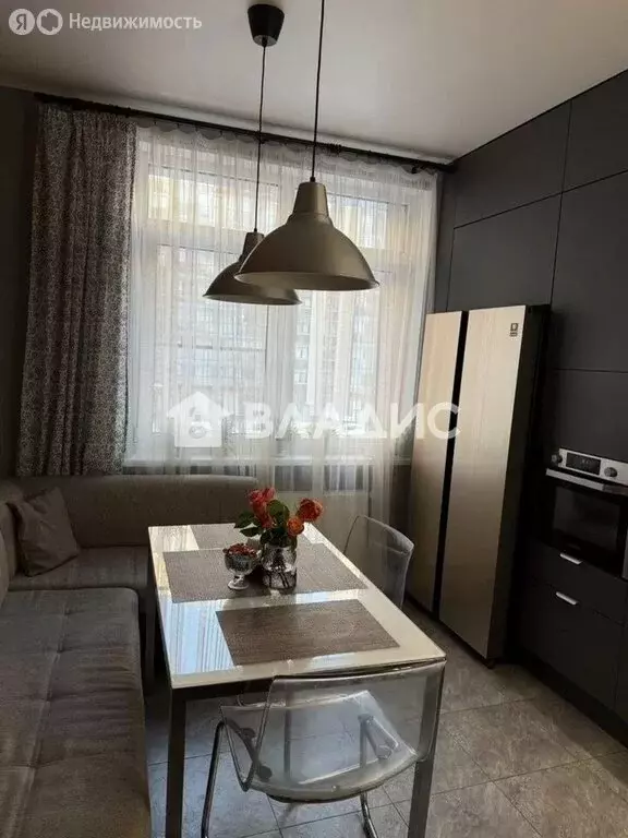 3-комнатная квартира: Санкт-Петербург, улица Адмирала Черокова, 22 ... - Фото 1