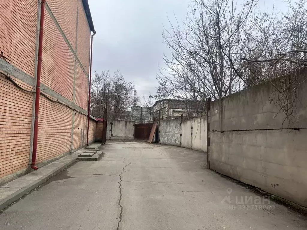 Производственное помещение в Северная Осетия, Владикавказ ул. 1-я ... - Фото 1