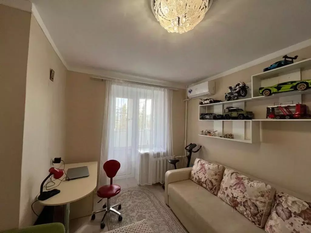 3-к кв. Ростовская область, Волгодонск просп. Мира, 85 (60.0 м) - Фото 1