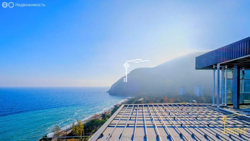 4-комнатная квартира: Партенит, Прибрежная улица, 7 (200 м) - Фото 2