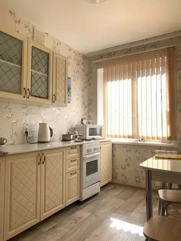 3-к. квартира, 63 м, 5/9 эт. - Фото 0