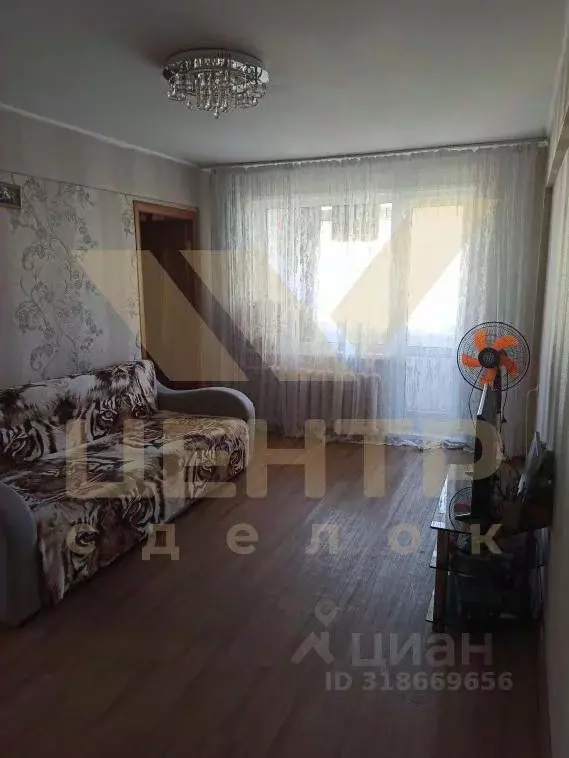 3-к кв. Алтайский край, Рубцовск Алтайская ул., 100 (50.0 м) - Фото 0