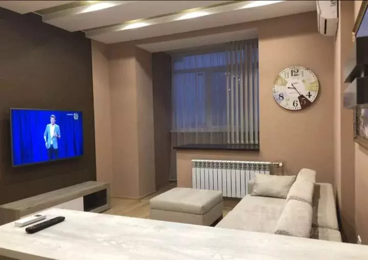 2-к кв. Тюменская область, Тюмень ул. Малыгина, 90 (63.0 м) - Фото 0