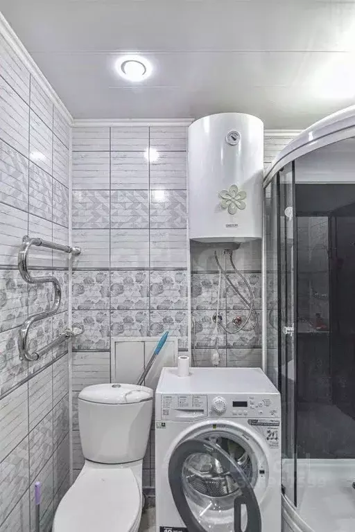 2-к кв. Сахалинская область, Южно-Сахалинск Сахалинская ул., 43 (46.2 ... - Фото 2