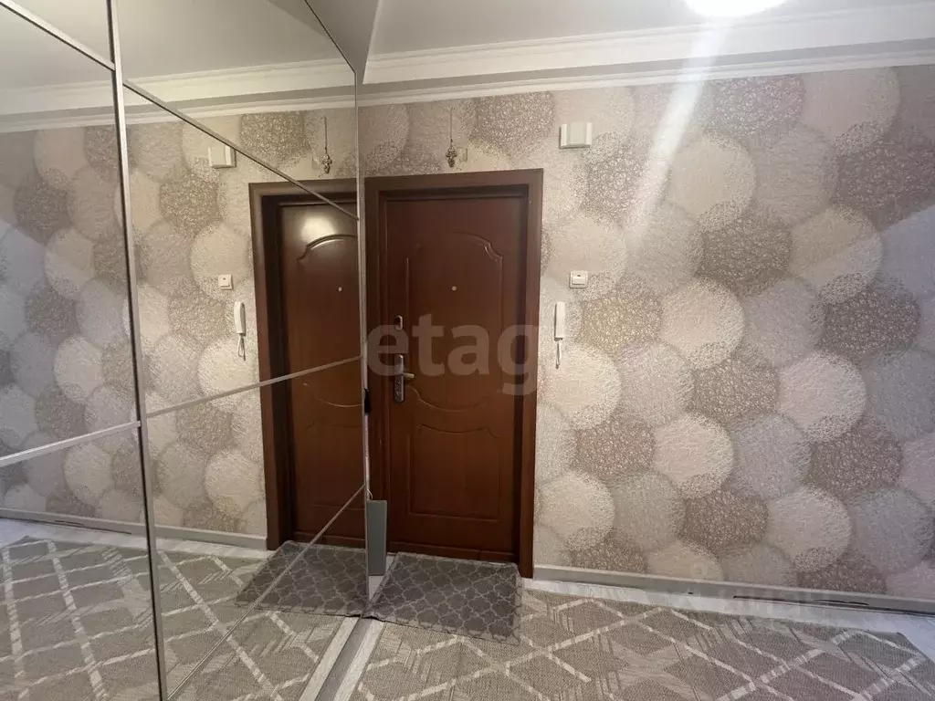 3-к кв. Псковская область, Псков ул. Шестака, 12 (73.6 м) - Фото 1