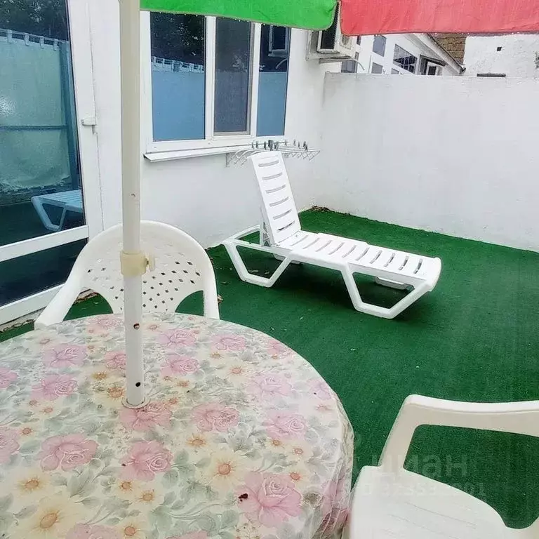 Дом в Крым, Сакский район, Штормовское с/пос, с. Поповка ул. Морская, ... - Фото 2