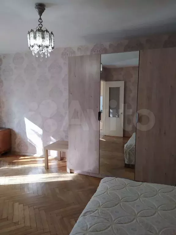 1-к. квартира, 38 м, 4/9 эт. - Фото 1