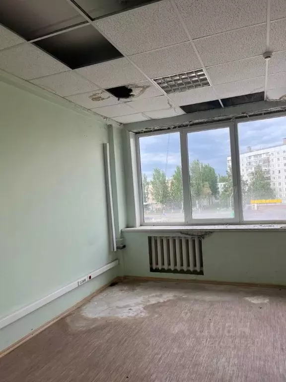 Помещение свободного назначения в Самарская область, Тольятти ул. ... - Фото 1