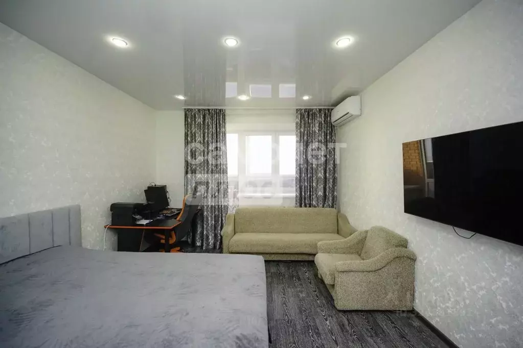 Студия Омская область, Омск ул. 5-я Линия, 227Ак2 (28.4 м) - Фото 1