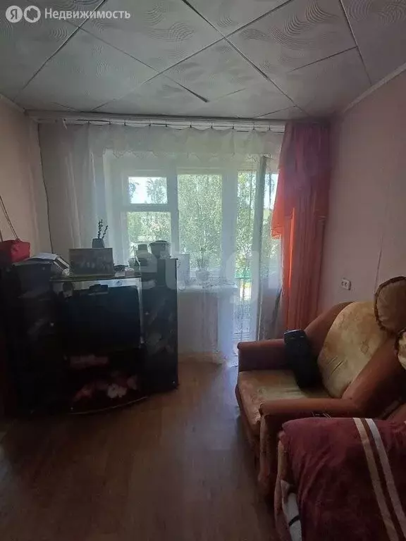 2-комнатная квартира: Усть-Катав, улица 40 лет Октября, 31 (39.4 м) - Фото 1