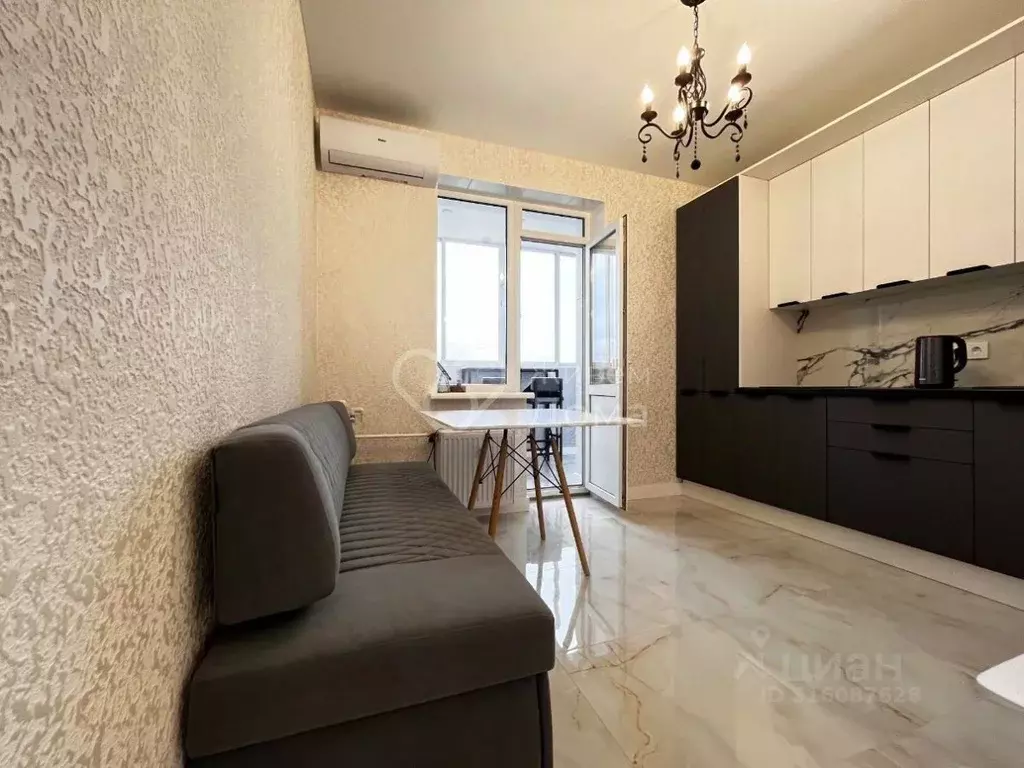 1-к кв. Волгоградская область, Волгоград ул. Качинцев, 79Б (37.1 м) - Фото 1