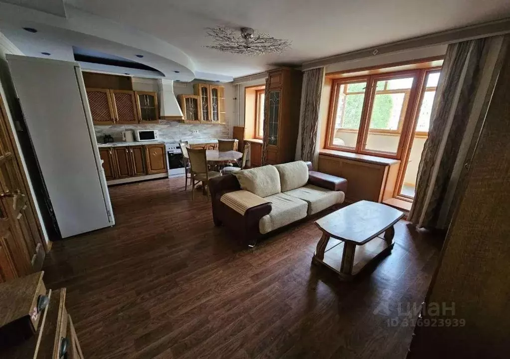 3-к кв. Самарская область, Самара Демократическая ул., 20 (83.0 м) - Фото 1
